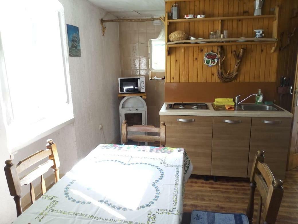 Apartman Dinko Lubenice Zewnętrze zdjęcie